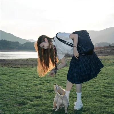 小鱼 封面
